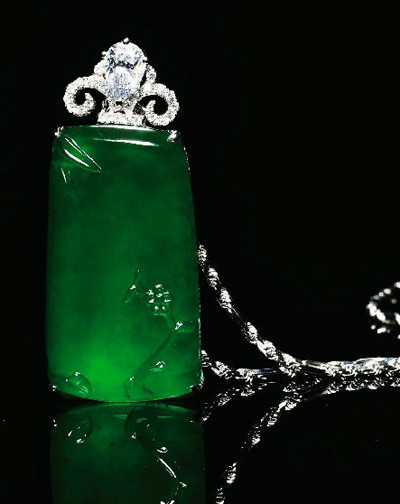 香港最新拍出的58件天价翡翠,太牛X了!-世界未