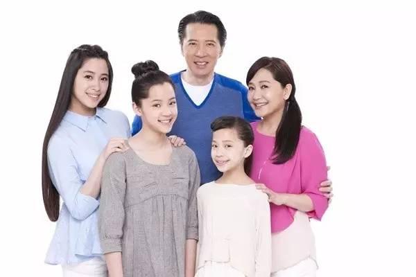 欧阳娜娜演技烂,欧阳妮妮找代考!俩姐妹这么爱