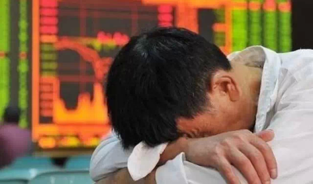 买股票是越涨越买 还是越跌越买?