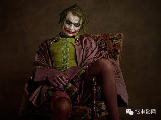 钢铁侠、超人、猫女齐穿越文艺复兴时期