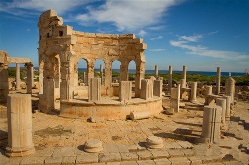 18���������貨���Leptis Magna�����������������۹���һ����Ҫ���С����ڣ�����ַ��һ��ð�ռҵ���԰�����������������������˾���ľ�����Ҫ������Ⱥ���������Ҫȥ�ĵط���
