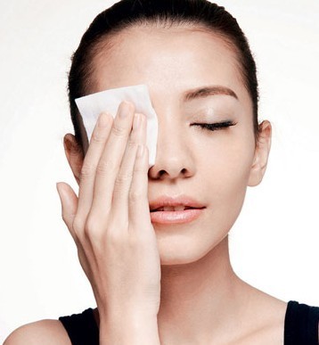 你不知道的卸妆油真相,7大谜团马上揭露