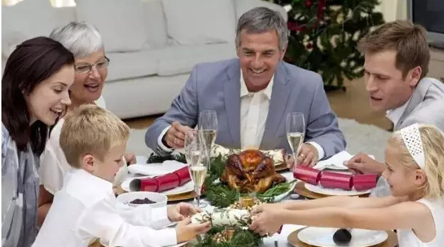 饭桌上的中国孩子、美国孩子和韩国孩子(值得