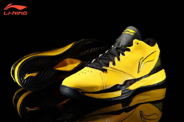 李宁空袭普及低帮版2款全新配色现已发售