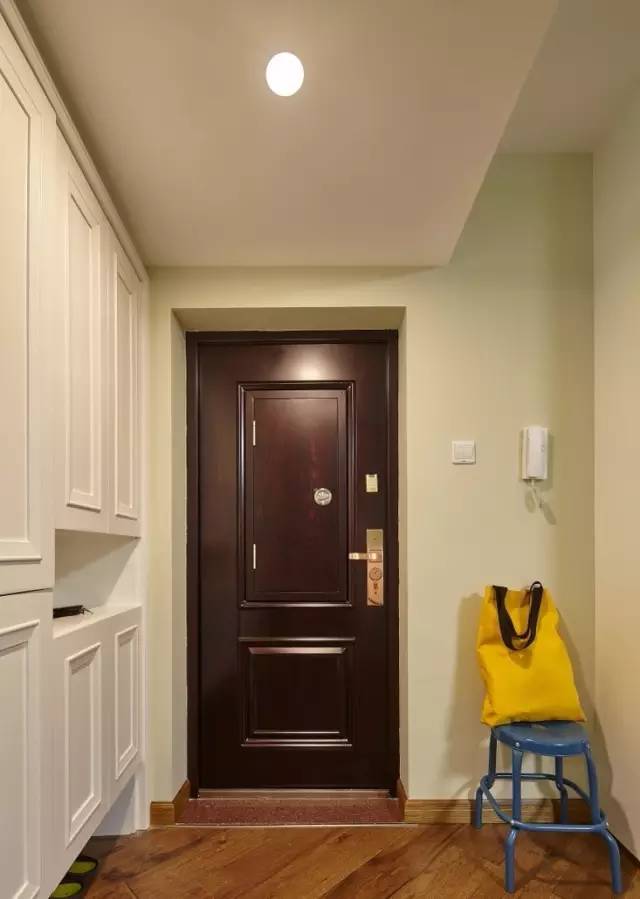 9d00e7ec4312ca90e562d68a2810e348_640_899.jpg