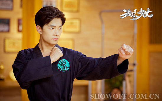 《旋风少女》正在长沙热拍 杨洋化身高冷师兄