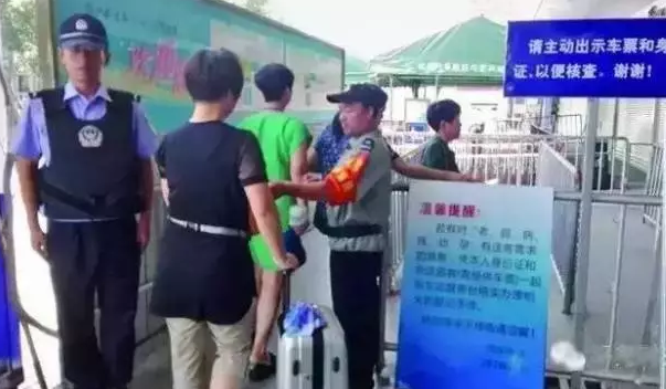 杭州车站机场安检加强 赶飞机火车要提前多长