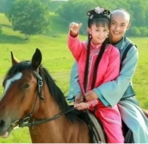 搞笑基友配音尔康紫薇骑马,笑喷了!