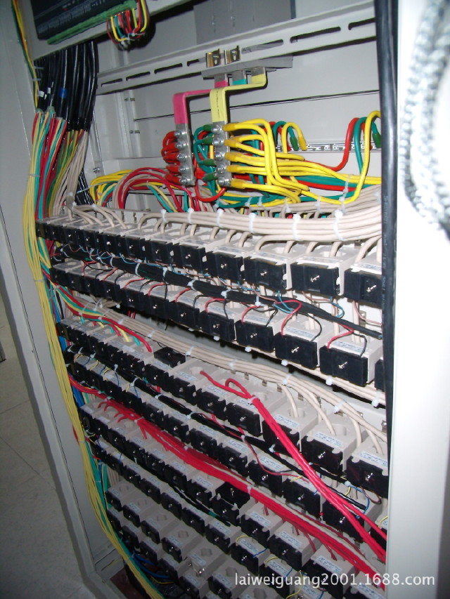 计算机房电监测(UPS监控 蓄电池组监控 交流电