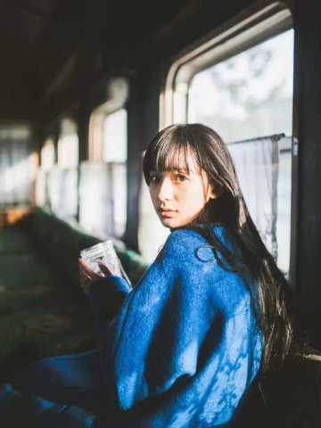 【coco薇】拍照表情僵硬的妹纸该怎么办?_新