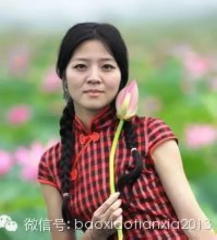 <em>妹儿</em>,<em>过河</em>不,哥哥载你~