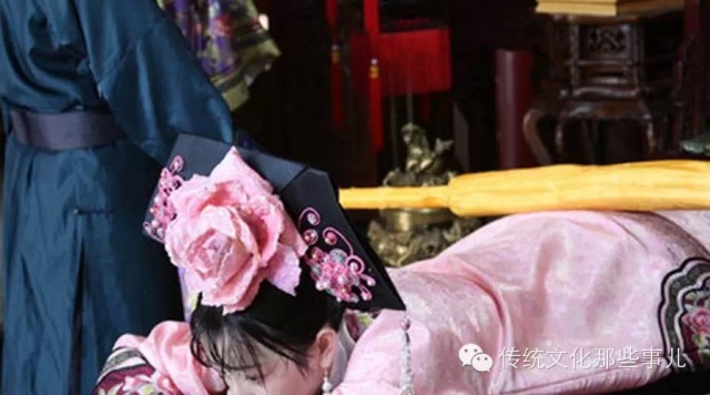 爷掷下的打板子签子图片