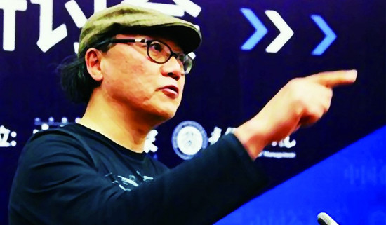 【姿势】黄铁鹰:如何成为一个有意思的人?