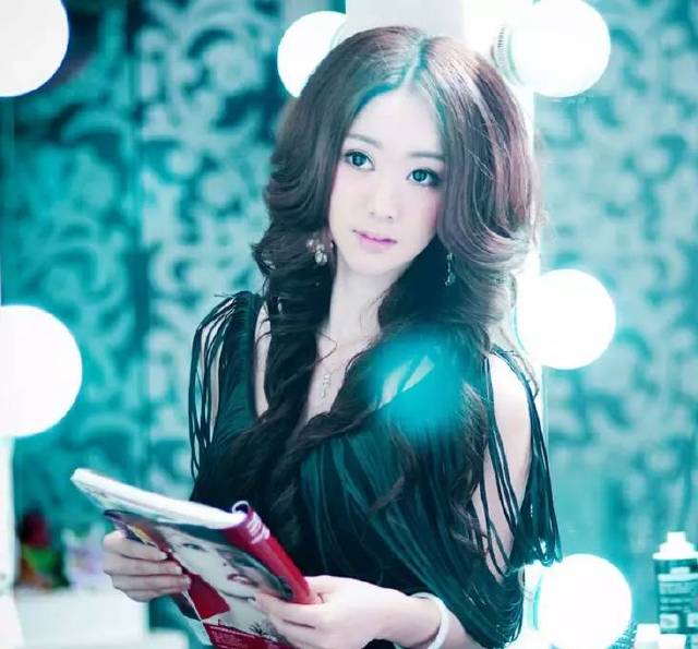 献给伤害我,欺骗我 ,爱过我的人…