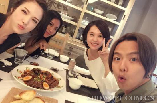 杨丞琳与初恋黄鸿升还是朋友 供吃大餐不避嫌