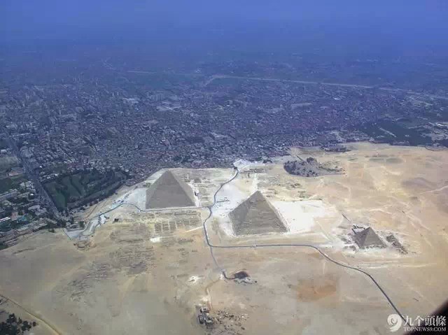 �߿տ����Ա߾��ǳ��С�