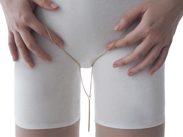 柳岩的安全裤,与大腿缝的专用饰物-爱稀奇-视觉资讯