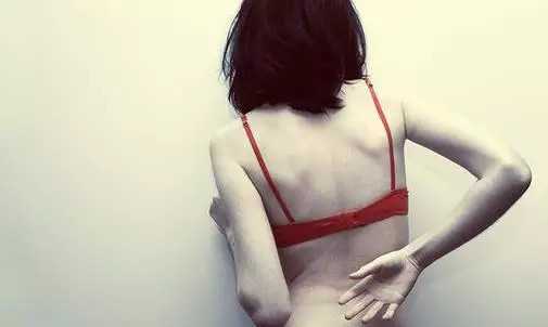 <em>钢圈文胸</em>会导致<em>乳腺癌</em>?聚拢型文胸又有何危害