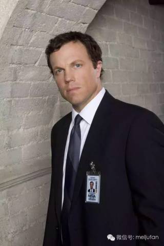 Adam Baldwin重返灵书妙探第八季_新浪悦读_