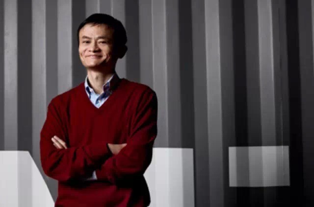 马云为何能超越李嘉诚,听听大佬评马云