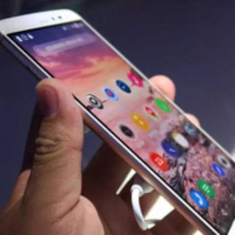 手机如何做视频动画 d9575794e82e0a7e352badd7bb253de5_480_480.jpg