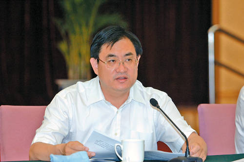 中国石油化工集团公司总经理王天普接受组织调