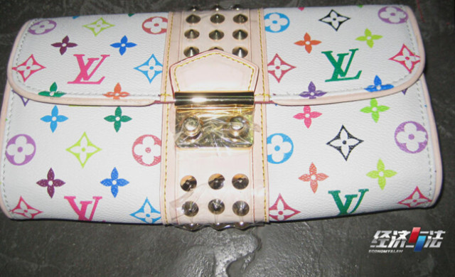 【揭秘】国外网站也卖假包 LV、GUCCI 暴利惊