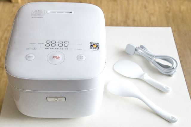 小米电饭煲开箱:简简单单做好一锅饭,还让米饭