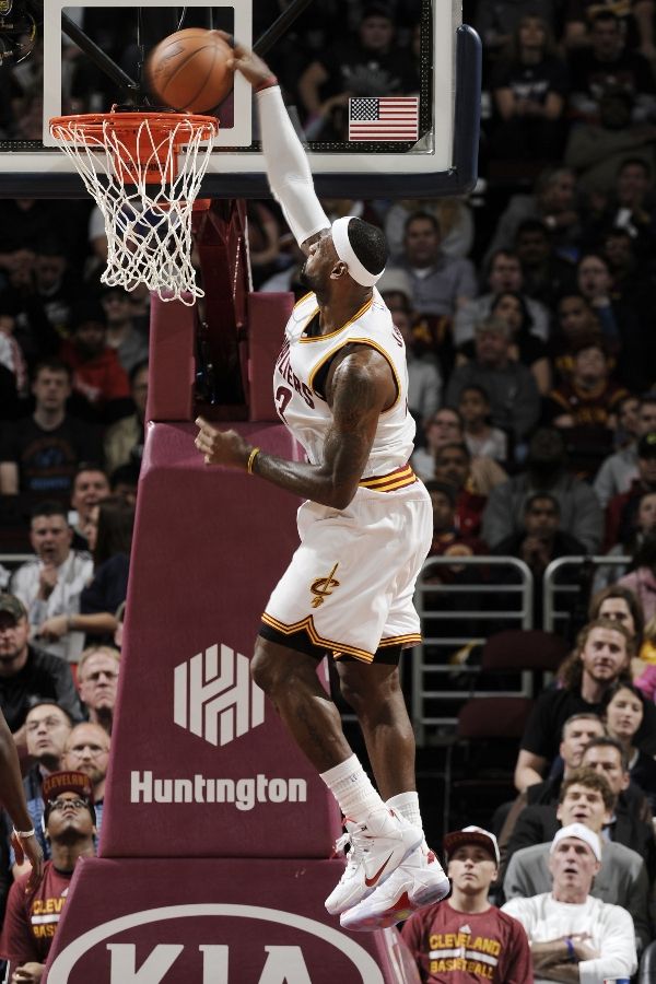 NBA常规赛球员上脚鞋款一览11-11