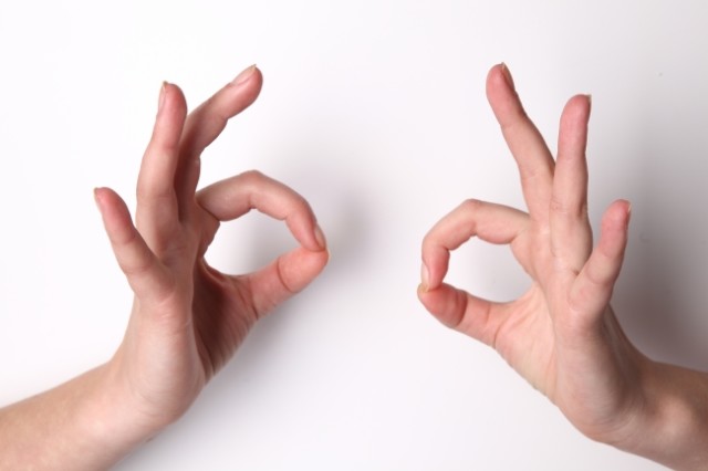 丈夫:我不行,是个没用的男人他埋头流下泪水