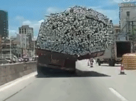 搞笑内涵图:这样在后面慢慢推妹子,腿都快僵直了