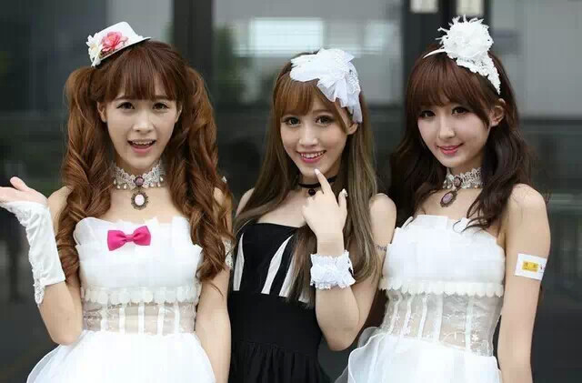 妹子,这<em>胸罩</em>一定是在淘宝买的吧?