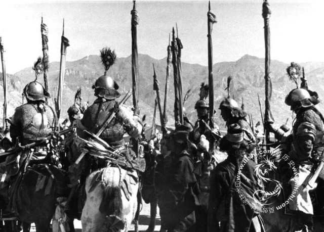 希特勒简介_希特勒简介身高_希特勒简介ppt -