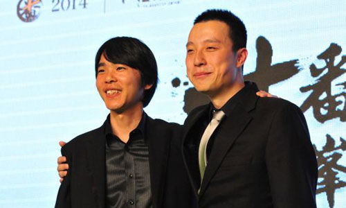 浏览原图李世石(左)与古力(右)   一代天骄古力九段和李世石九段之间