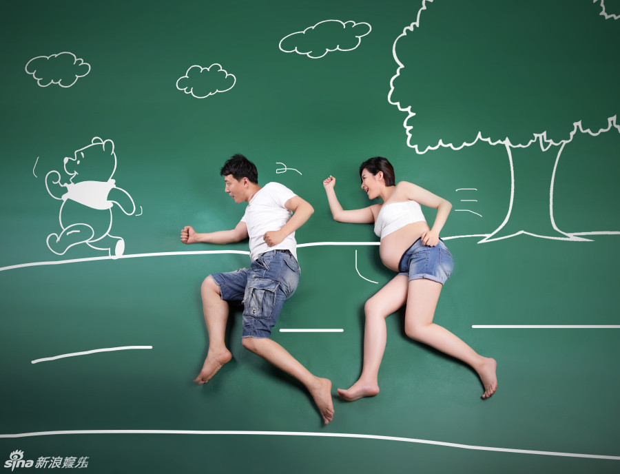 王雅捷鬼马怀孕写真