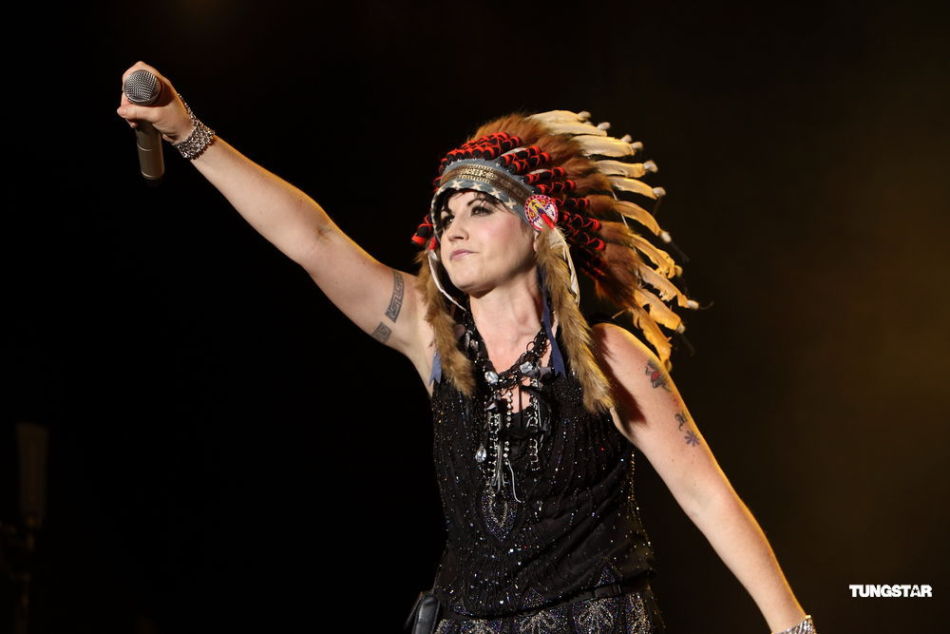 the cranberries(小红莓乐队)香港演唱会