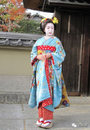日本女性传统服饰——吴服(和服)