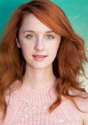 生活大爆炸laura spencer被提升为常规演员