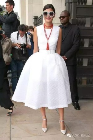 一身白才是大时尚,随意搭都好穿