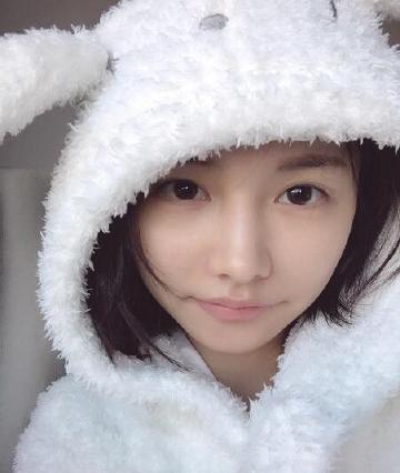 Miss晒自拍暴露身高 这鞋底最少有7厘米！