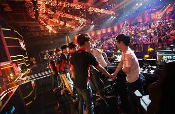 Faker再说大实话 留守SKT理由让中国队伍后悔不已