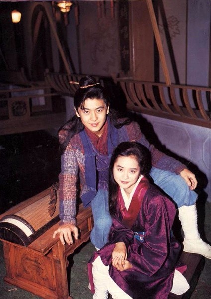 在与林志颖合作的《神经刀与飞天猫》中饰演小风骚,和林志颖饰演的小