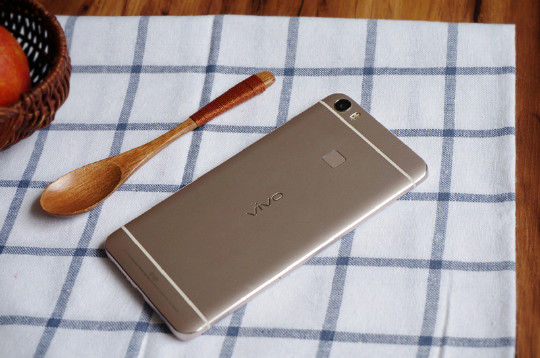 酷炫的不止是外表 - 美国队长vivo xplay5旗舰版试用体验__财经头条