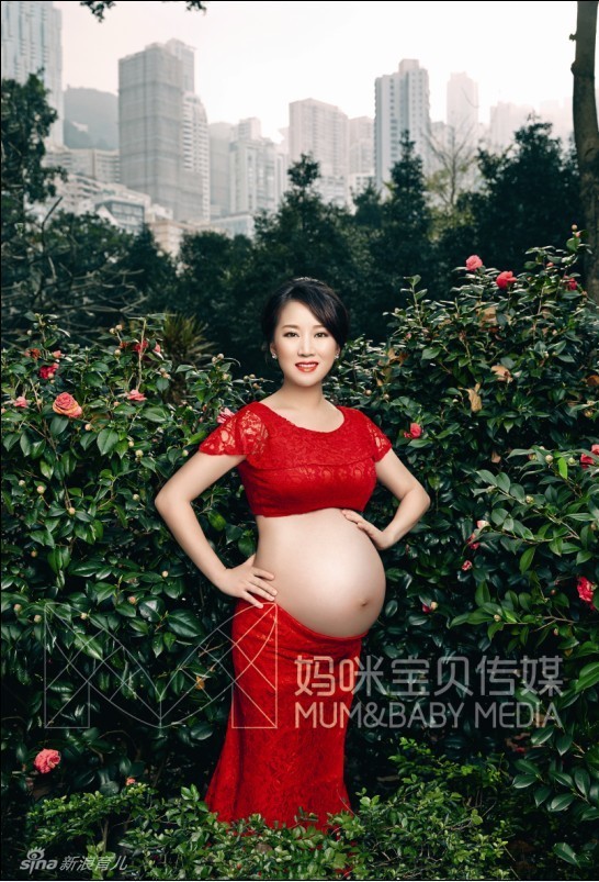 李念孕期登时尚杂志