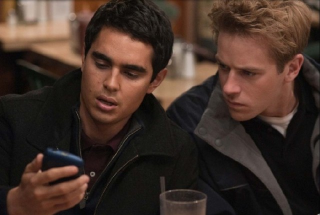 影片根据本·麦兹里奇(ben mezrich)的原著小说《意外的亿万富翁