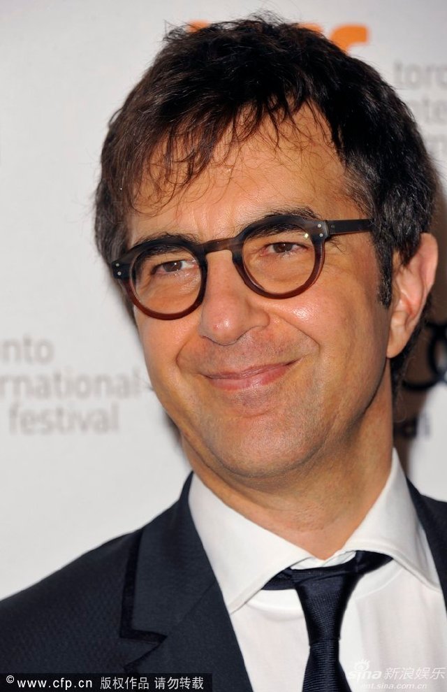 瑞希·威瑟斯彭系带裙中门大开秀性感,影帝科林·费斯,米瑞·伊诺丝等